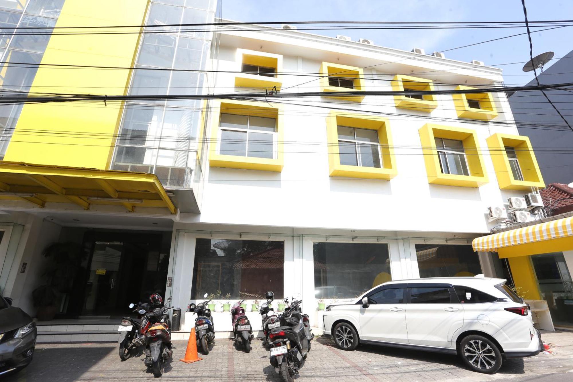 Dancenter Tanah Abang Near Pasar Tanah Abang